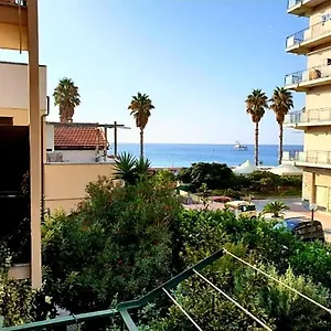 Appartamento Raffaello - 50 M From The Sea - Wifi, Savona